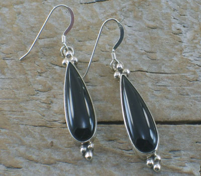 Earrings Native American Onyx Dangle